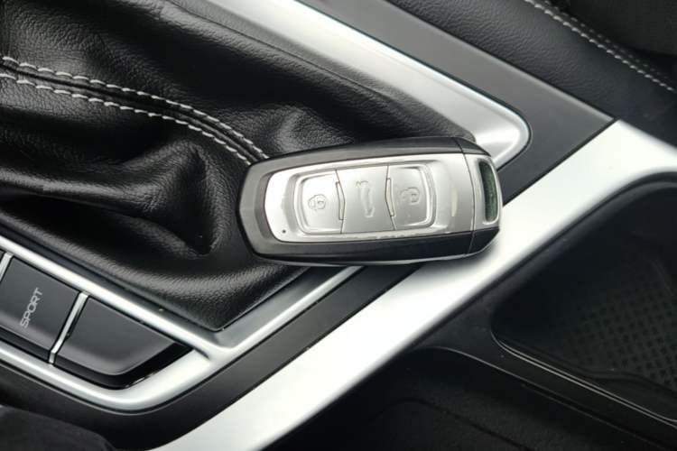 Used Geely Auto Vision X3 2019 Upgraded Model 1.5L CVT Elite Version Vehicle Key
