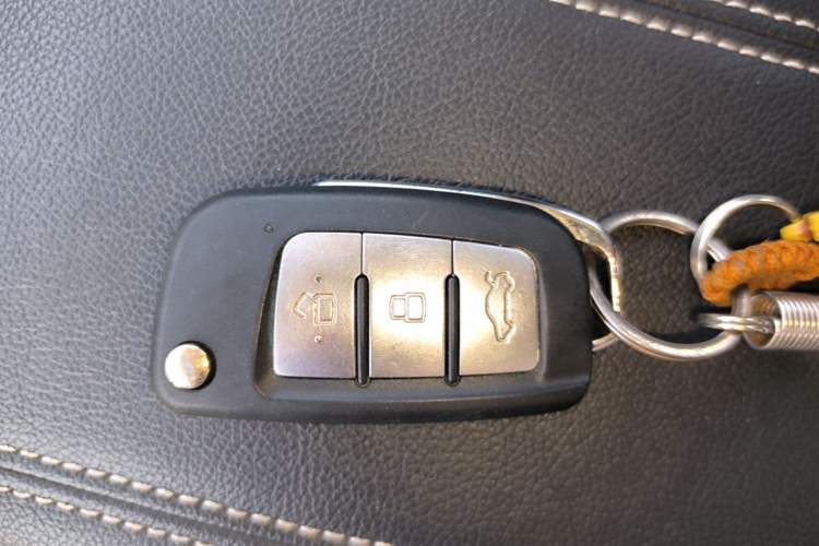 Used Geely Auto Vision X3 2019 Upgraded Model 1.5L Manual Luxury Version Vehicle Key