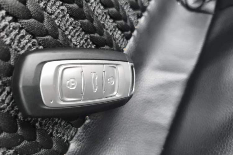 Used Geely Auto Vision X3 2019 Upgraded Model 1.5L CVT Prestige Version Vehicle Key