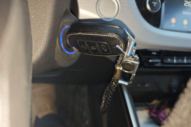 Used Geely Auto Vision X3 2019 Upgraded Model 1.5L Manual Elite Version Vehicle Key