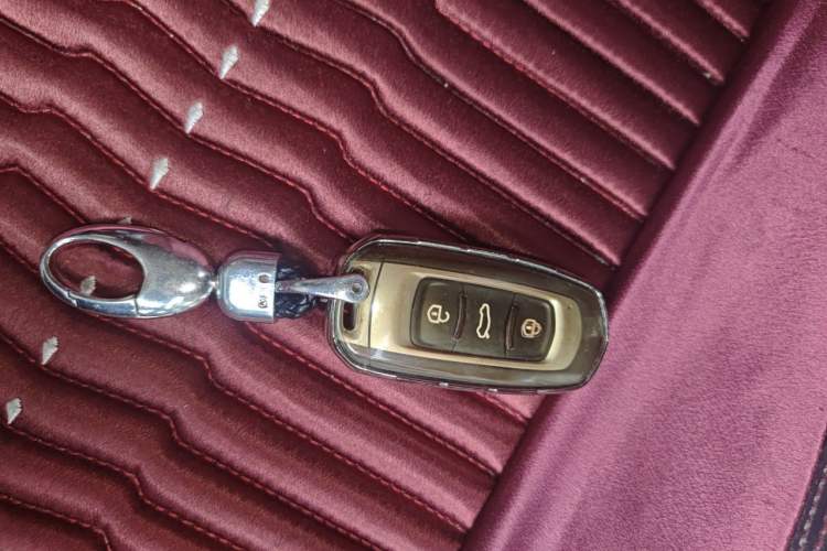 Used Geely Auto Vision X3 2019 Upgraded Model 1.5L CVT Elite Version Vehicle Key