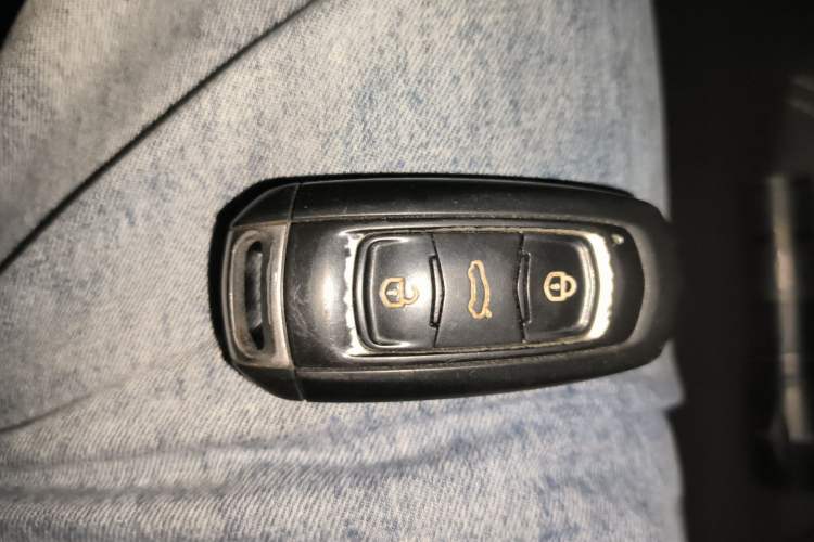 Used Geely Auto Vision X3 2019 Upgraded Model 1.5L CVT Elite Version Vehicle Key