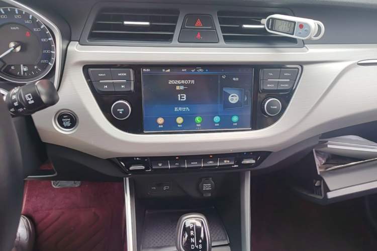Used Geely Auto Vision X3 2019 Upgraded Model 1.5L CVT Elite Version Audio And AC Panel