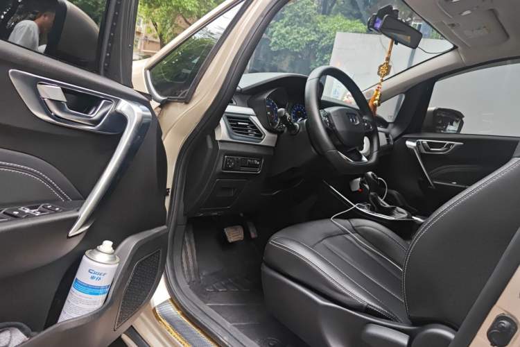 Used Geely Auto Vision X3 2019 Upgraded Model 1.5L CVT Elite Version Driver Seat