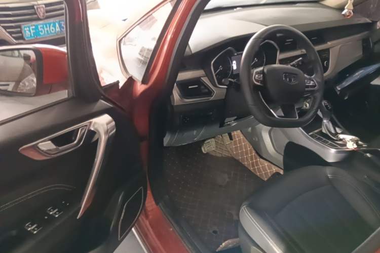 Used Geely Auto Vision X3 2019 Upgraded Model 1.5L CVT Prestige Version Driver Seat