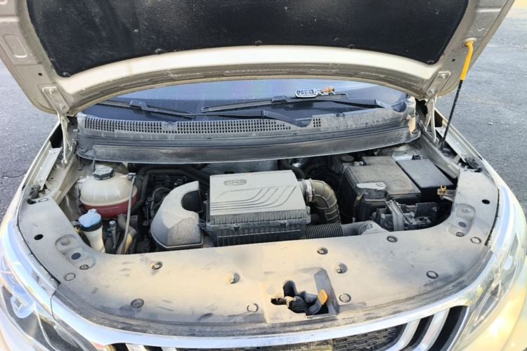 Used Geely Auto Vision X3 2019 Upgraded Model 1.5L CVT Elite Version Engine Bay