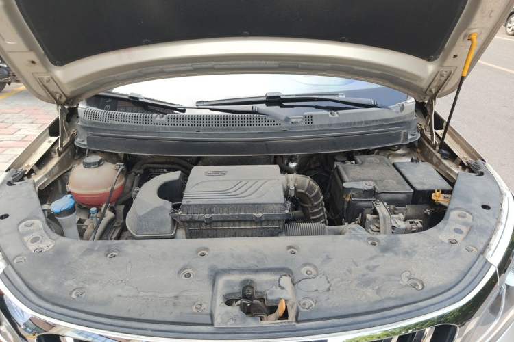 Used Geely Auto Vision X3 2019 Upgraded Model 1.5L CVT Prestige Version Engine Bay