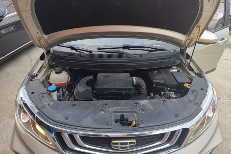 Used Geely Auto Vision X3 2019 Upgraded Model 1.5L CVT Elite Version Engine Bay