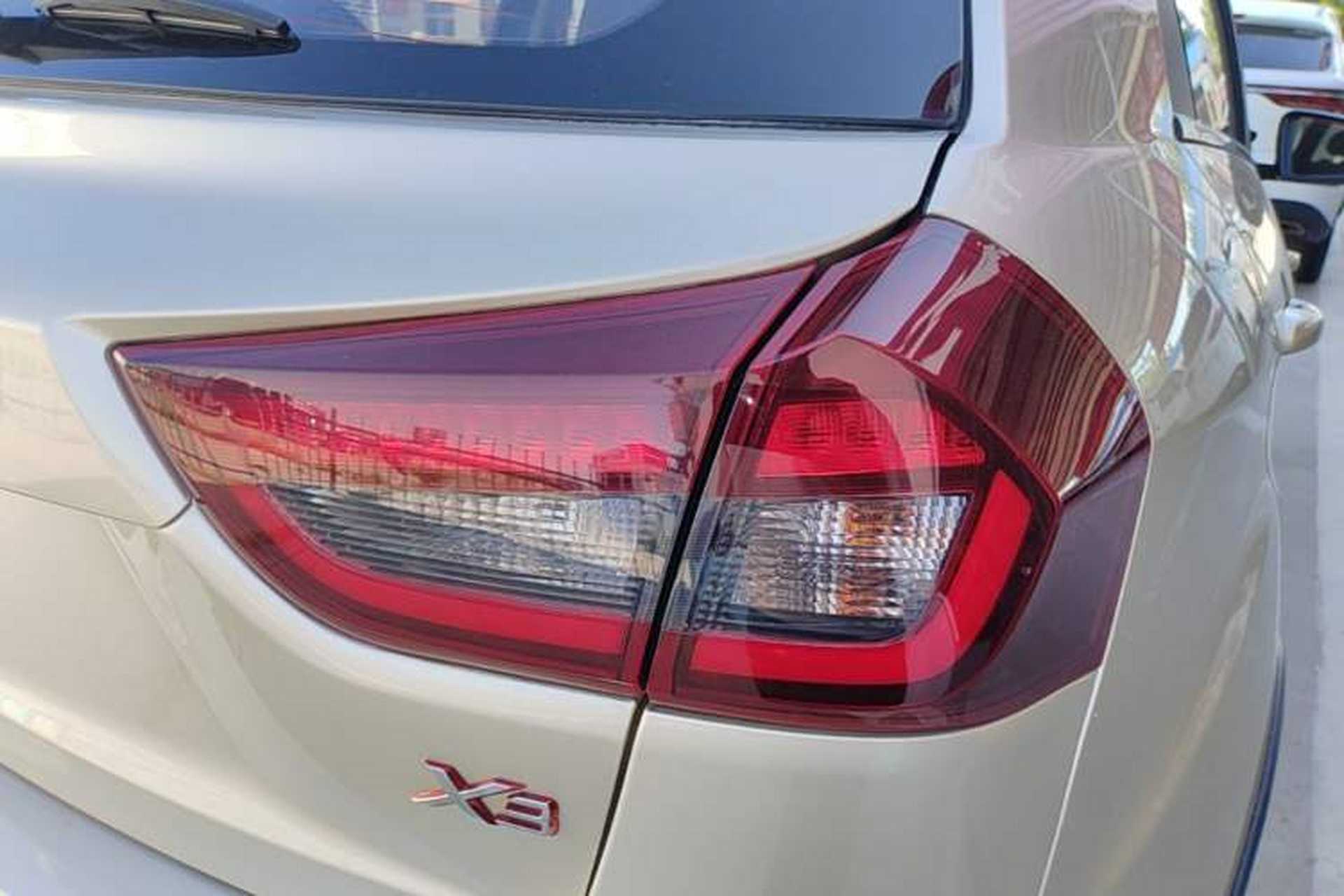 Used Geely Auto Vision X3 2019 Upgraded Model 1.5L CVT Prestige Version Exterior 3