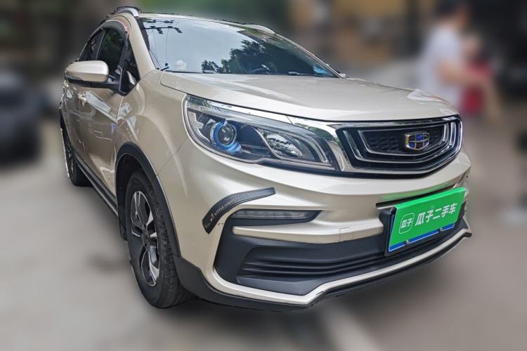 Used Geely Auto Vision X3 2019 Upgraded Model 1.5L CVT Elite Version Front Right 45 Deg