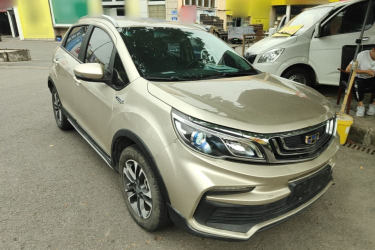 Used Geely Auto Vision X3 2019 Upgraded Model 1.5L Manual Elite Version Front Right 45 Deg