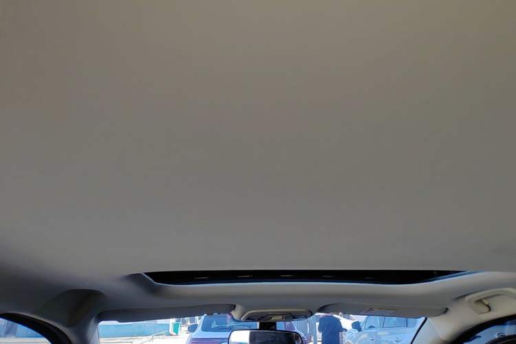 Used Geely Auto Vision X3 2019 Upgraded Model 1.5L CVT Prestige Version Headliner