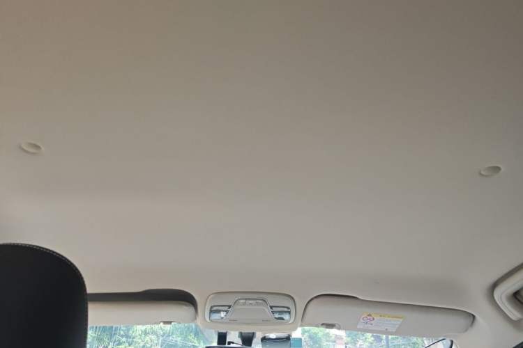 Used Geely Auto Vision X3 2019 Upgraded Model 1.5L CVT Elite Version Headliner