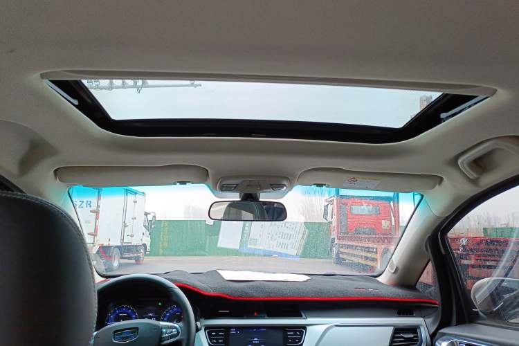 Used Geely Auto Vision X3 2019 Upgraded Model 1.5L CVT Prestige Version Headliner
