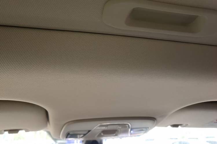 Used Geely Auto Vision X3 2019 Upgraded Model 1.5L CVT Prestige Version Headliner