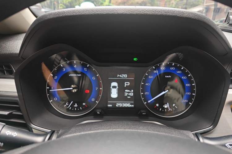 Used Geely Auto Vision X3 2019 Upgraded Model 1.5L CVT Elite Version Instrument Cluster