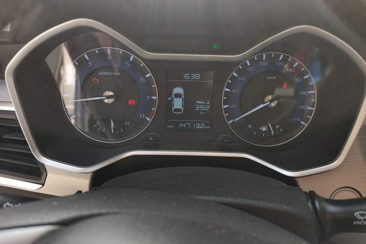 Used Geely Auto Vision X3 2019 Upgraded Model 1.5L Manual Luxury Version Instrument Cluster