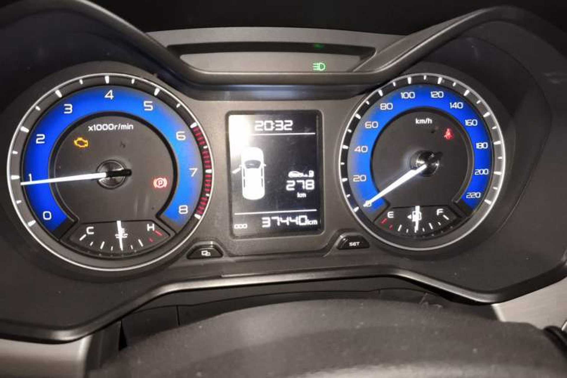 Used Geely Auto Vision X3 2019 Upgraded Model 1.5L Manual Elite Version Instrument Cluster