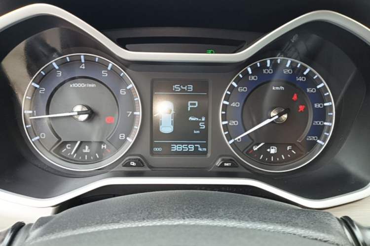 Used Geely Auto Vision X3 2019 Upgraded Model 1.5L CVT Elite Version Instrument Cluster