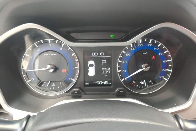 Used Geely Auto Vision X3 2019 Upgraded Model 1.5L CVT Prestige Version Instrument Cluster