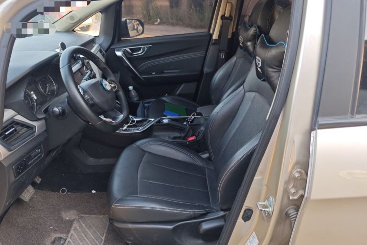 Used Geely Auto Vision X3 2019 Upgraded Model 1.5L CVT Elite Version Left Front Seat
