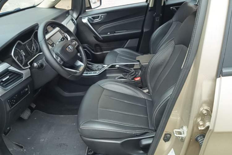 Used Geely Auto Vision X3 2019 Upgraded Model 1.5L CVT Elite Version Left Front Seat