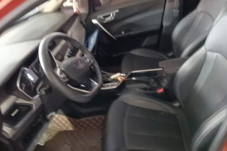 Used Geely Auto Vision X3 2019 Upgraded Model 1.5L CVT Prestige Version Left Front Seat