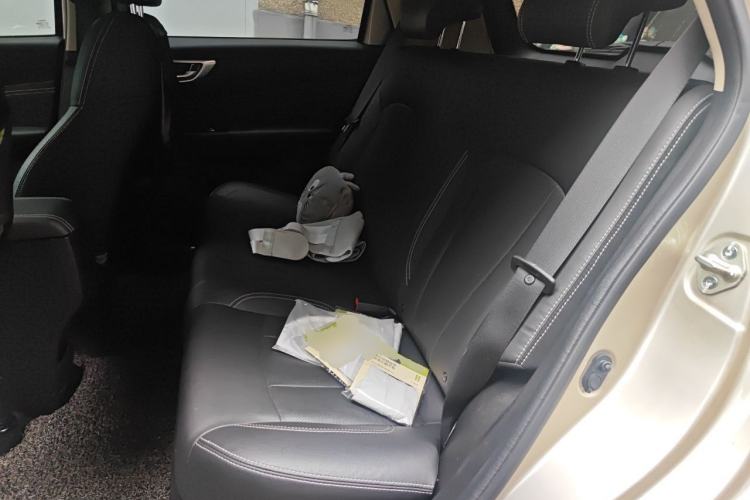Used Geely Auto Vision X3 2019 Upgraded Model 1.5L CVT Elite Version Left Rear Seat