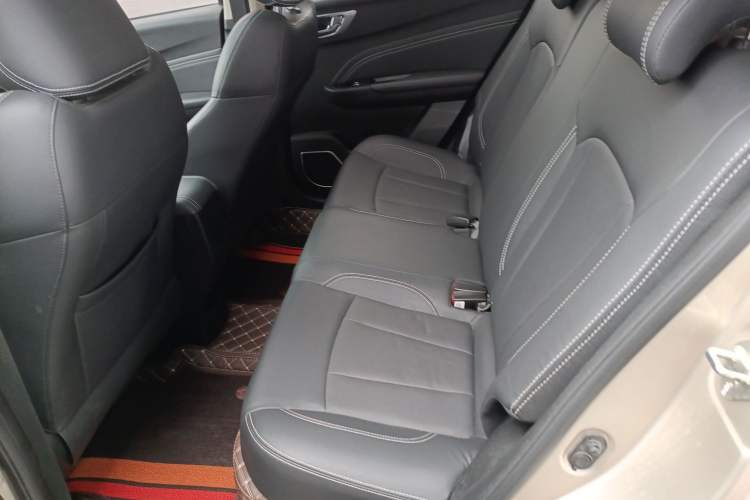 Used Geely Auto Vision X3 2019 Upgraded Model 1.5L CVT Prestige Version Left Rear Seat