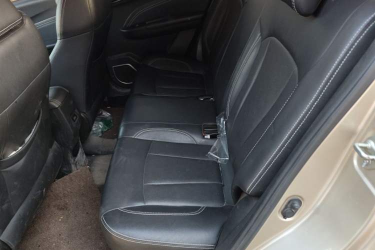 Used Geely Auto Vision X3 2019 Upgraded Model 1.5L CVT Elite Version Left Rear Seat