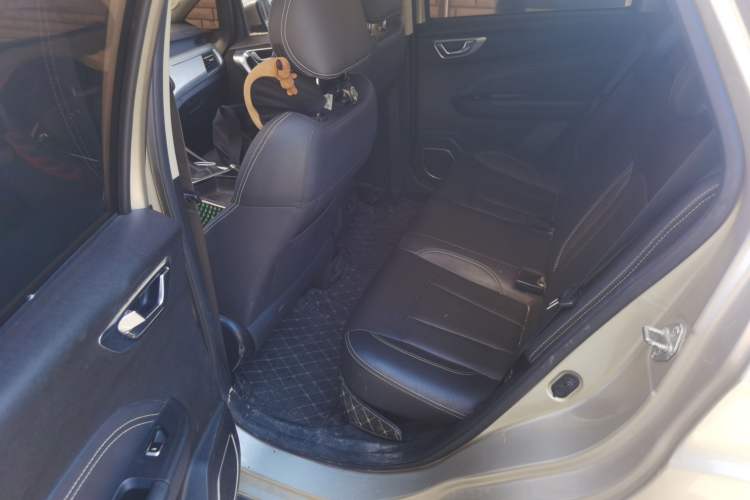 Used Geely Auto Vision X3 2019 Upgraded Model 1.5L CVT Prestige Version Left Rear Seat