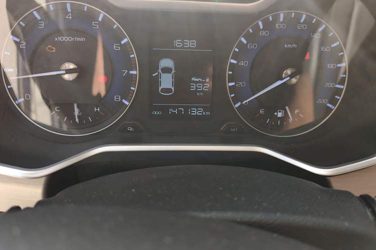 Used Geely Auto Vision X3 2019 Upgraded Model 1.5L Manual Luxury Version Odometer Close Up