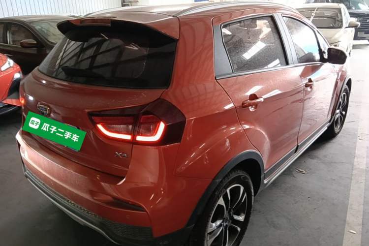Used Geely Auto Vision X3 2019 Upgraded Model 1.5L CVT Prestige Version Rear Right 45 Deg
