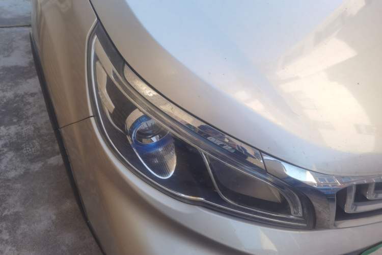 Used Geely Auto Vision X3 2019 Upgraded Model 1.5L CVT Prestige Version Right Front Headlight