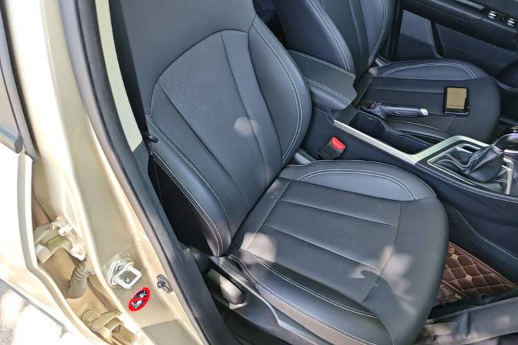Used Geely Auto Vision X3 2019 Upgraded Model 1.5L Manual Luxury Version Right Front Seat