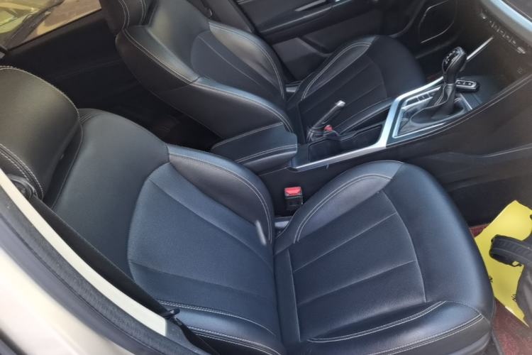 Used Geely Auto Vision X3 2019 Upgraded Model 1.5L CVT Elite Version Right Front Seat