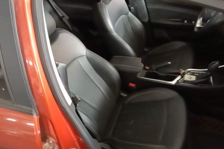 Used Geely Auto Vision X3 2019 Upgraded Model 1.5L CVT Prestige Version Right Front Seat
