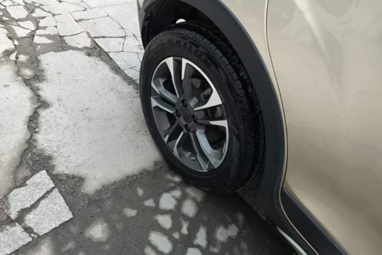Used Geely Auto Vision X3 2019 Upgraded Model 1.5L CVT Elite Version Right Rear Wheel Hub