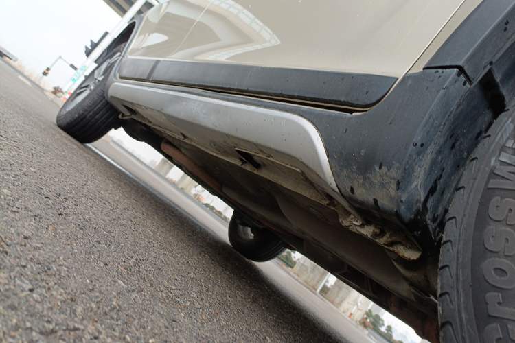 Used Geely Auto Vision X3 2019 Upgraded Model 1.5L CVT Prestige Version Right Side Sill
