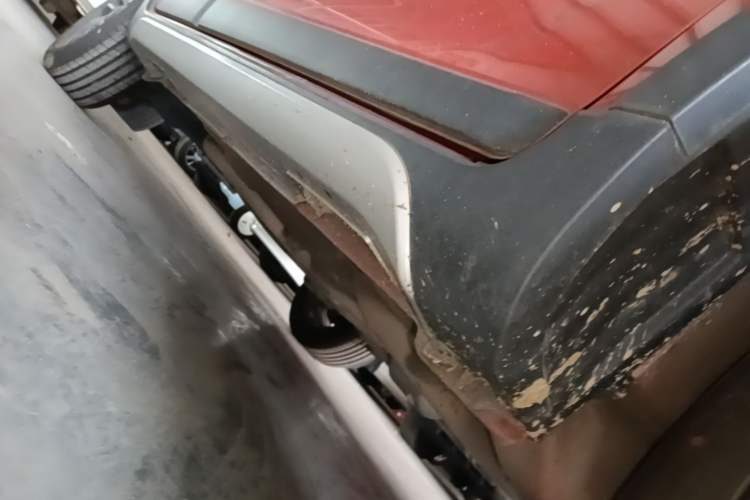 Used Geely Auto Vision X3 2019 Upgraded Model 1.5L CVT Prestige Version Right Side Sill