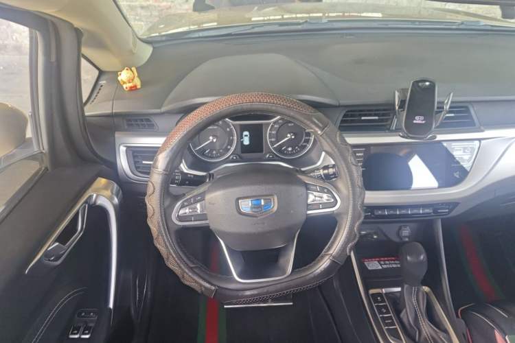 Used Geely Auto Vision X3 2019 Upgraded Model 1.5L CVT Prestige Version Steering Wheel