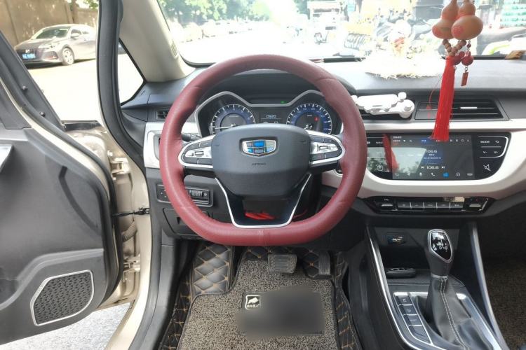 Used Geely Auto Vision X3 2019 Upgraded Model 1.5L CVT Prestige Version Steering Wheel