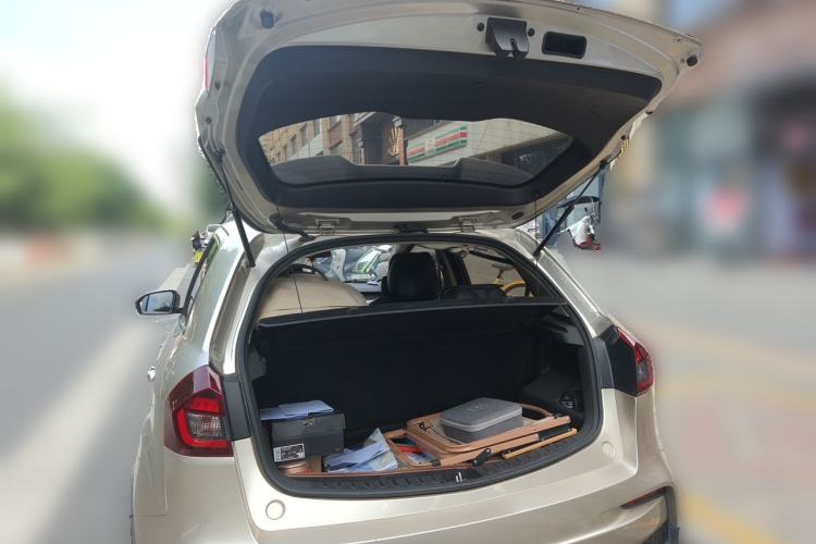 Used Geely Auto Vision X3 2019 Upgraded Model 1.5L CVT Prestige Version Trunk