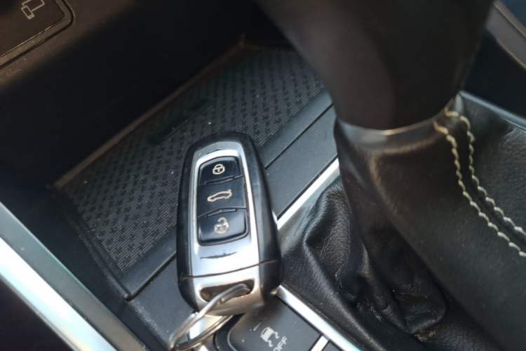 Used Geely Auto Vision X3 2019 Upgraded Model 1.5L CVT Elite Version Vehicle Key
