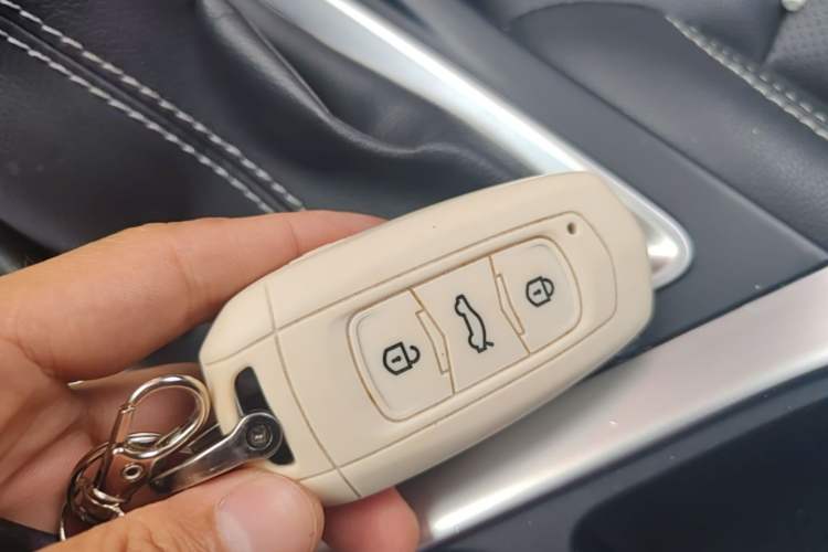 Used Geely Auto Vision X3 2019 Upgraded Model 1.5L CVT Elite Version Vehicle Key