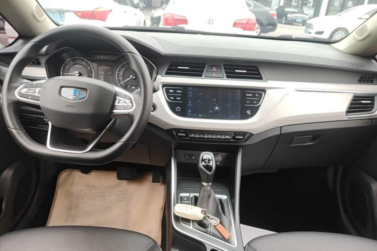 Used Geely Auto Vision X3 2020 1.5L CVT Luxury Model Audio And AC Panel