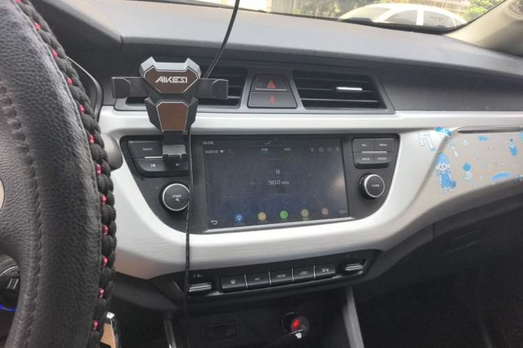 Used Geely Auto Vision X3 2020 1.5L Manual Elite Edition Audio And AC Panel
