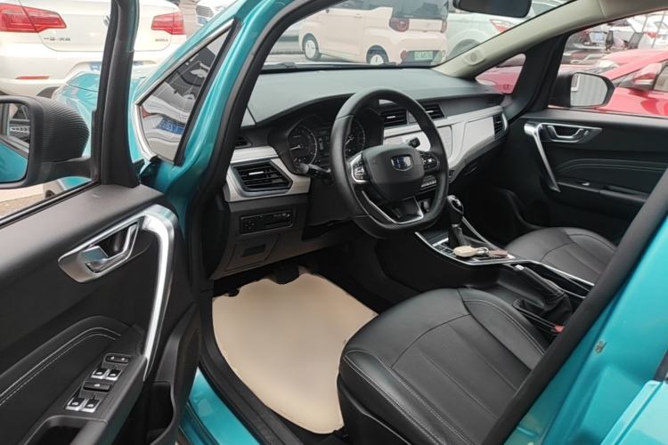 Used Geely Auto Vision X3 2020 1.5L CVT Luxury Model Driver Seat