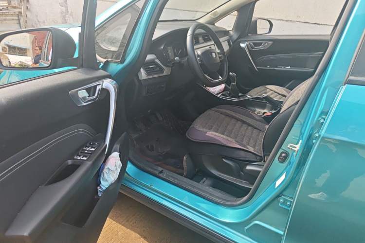Used Geely Auto Vision X3 2020 1.5L Manual Luxury Edition Driver Seat