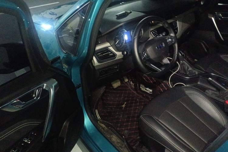 Used Geely Auto Vision X3 2020 1.5L CVT Luxury Model Driver Seat